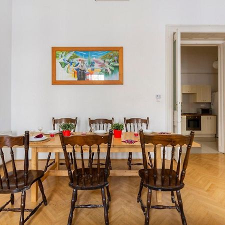 Bourgeois Elegance In The Heart Of בודפשט מראה חיצוני תמונה
